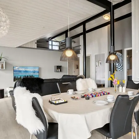 Sylvana - 400m From The Sea By Interhome * هادرسليف